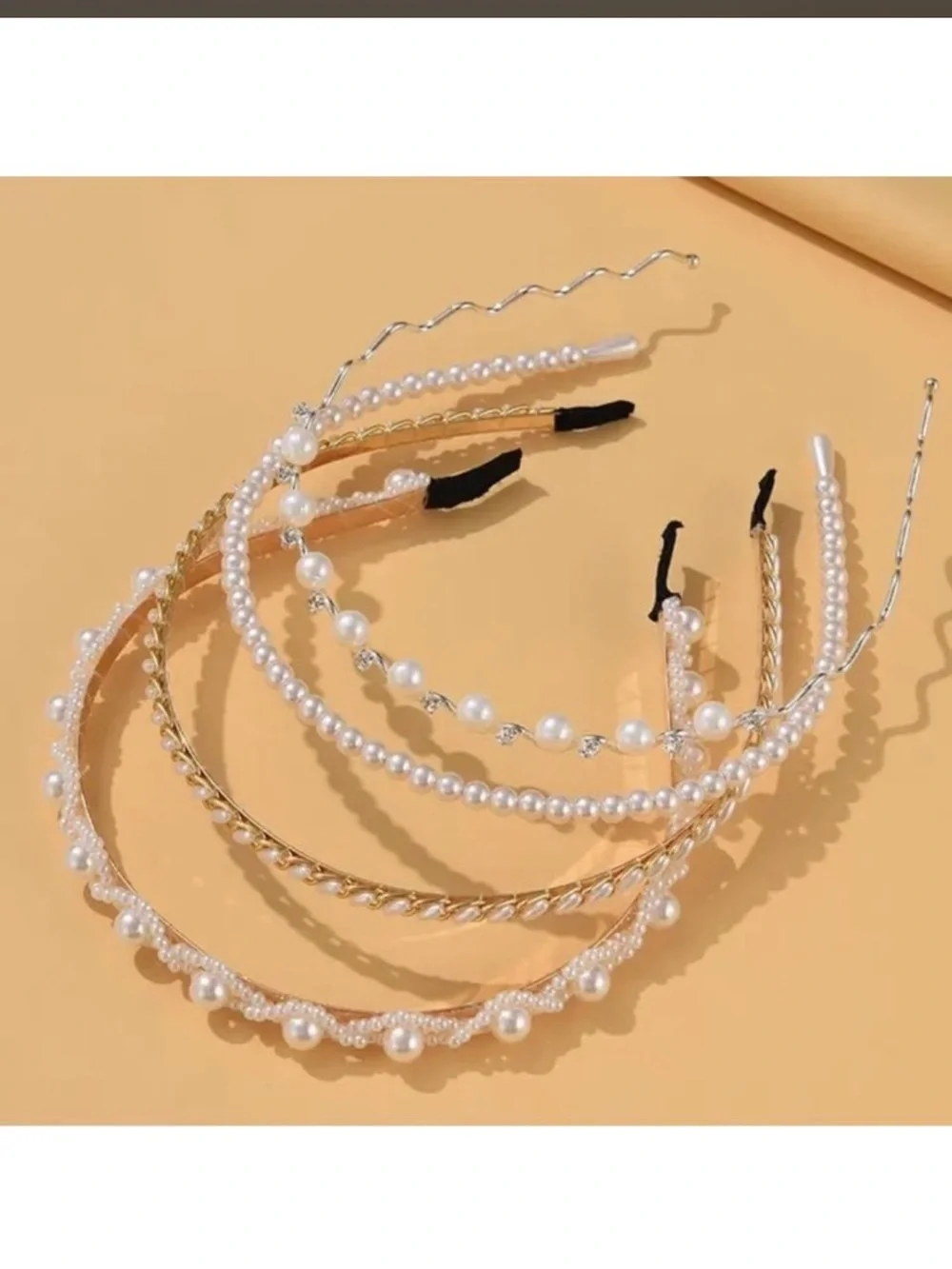 $5 Pearl & Gold Headband Set $5 WHEN BUNDLED WITH 3 OR MORE ITEMS